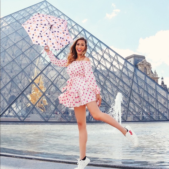 Meet your Posher, Kelly - Picture 3 of 7